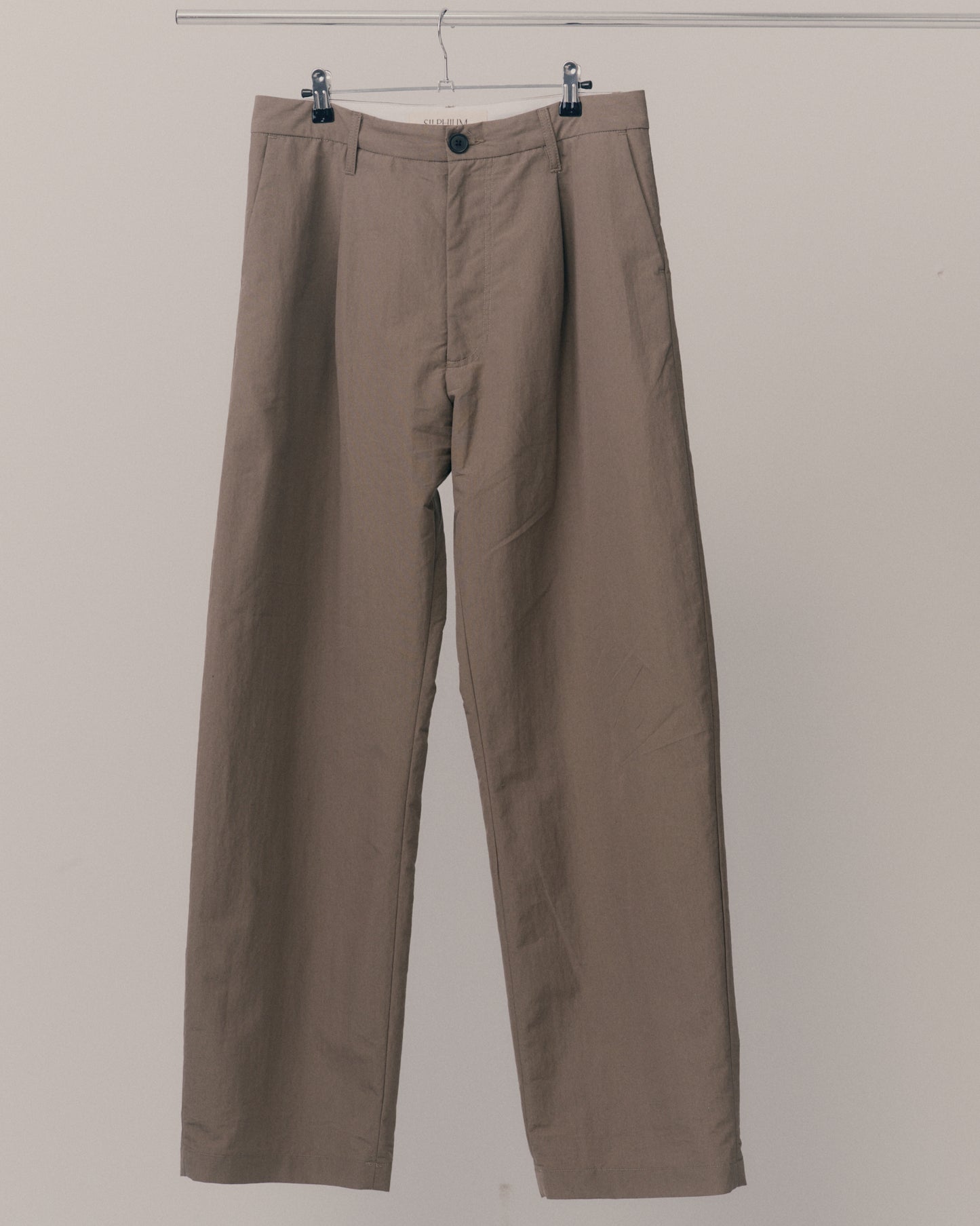 THE CURVE TROUSER - BEIGE