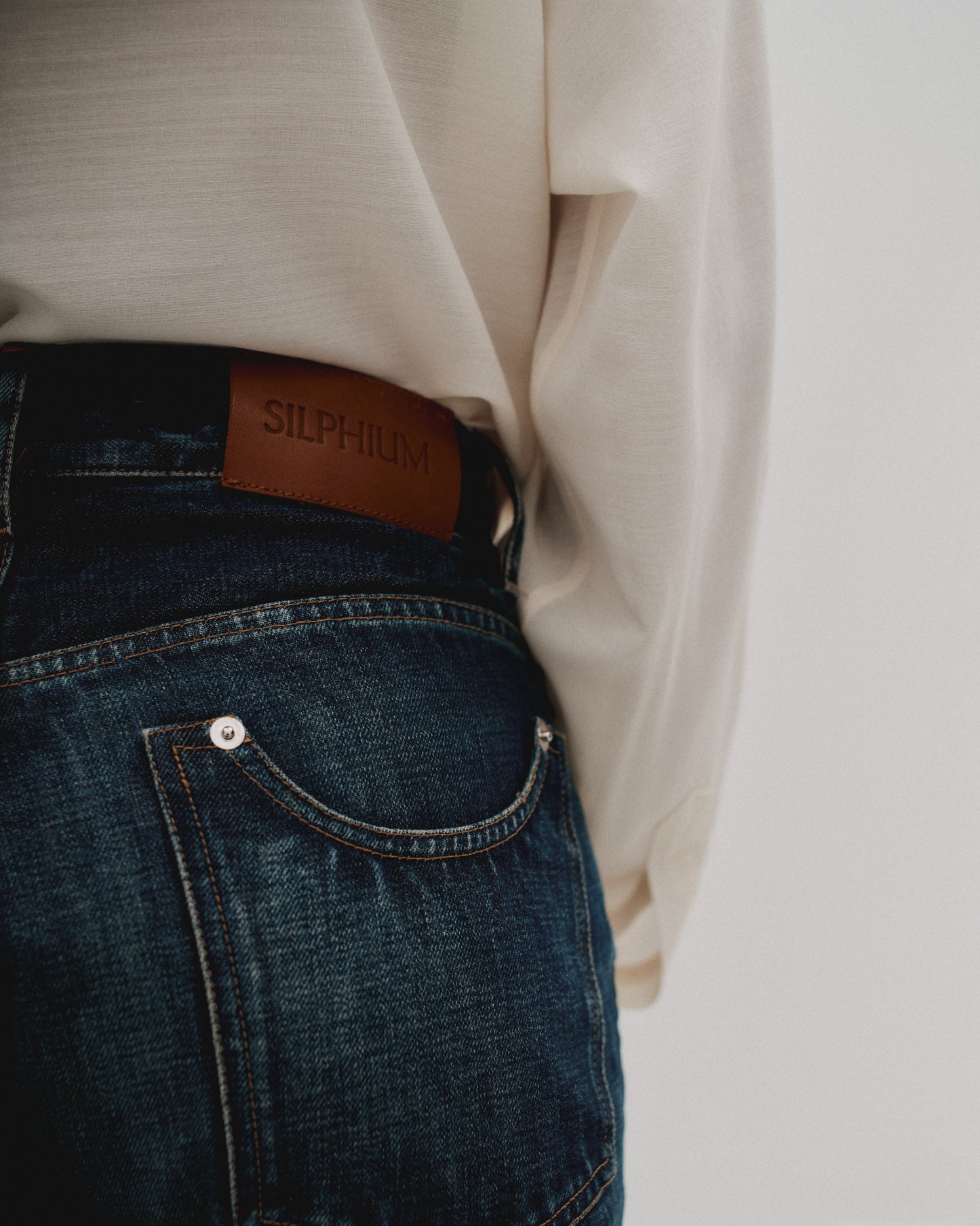 1947 DENIM - WASHED BLUE
