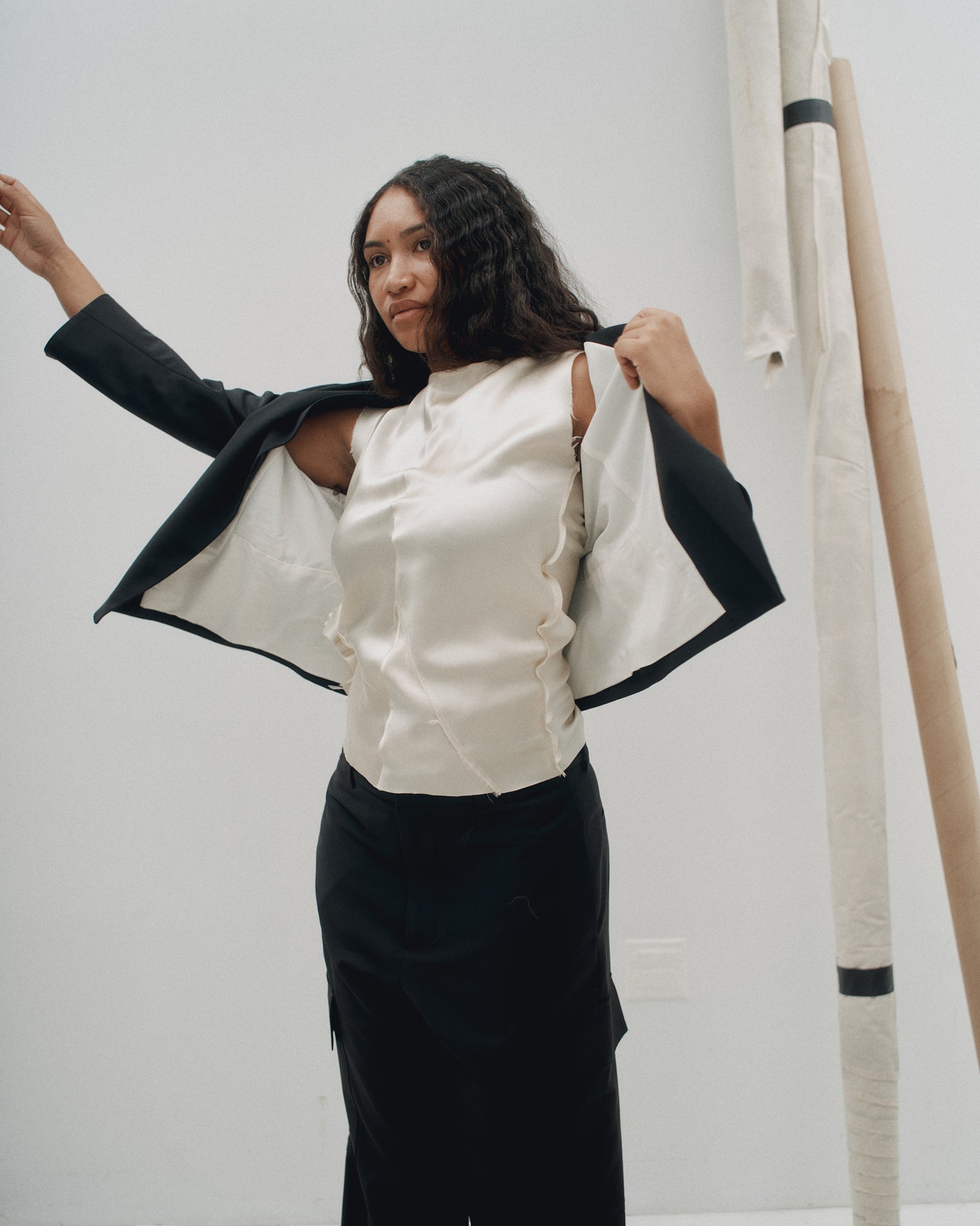 THE EVENING JACKET - BLACK