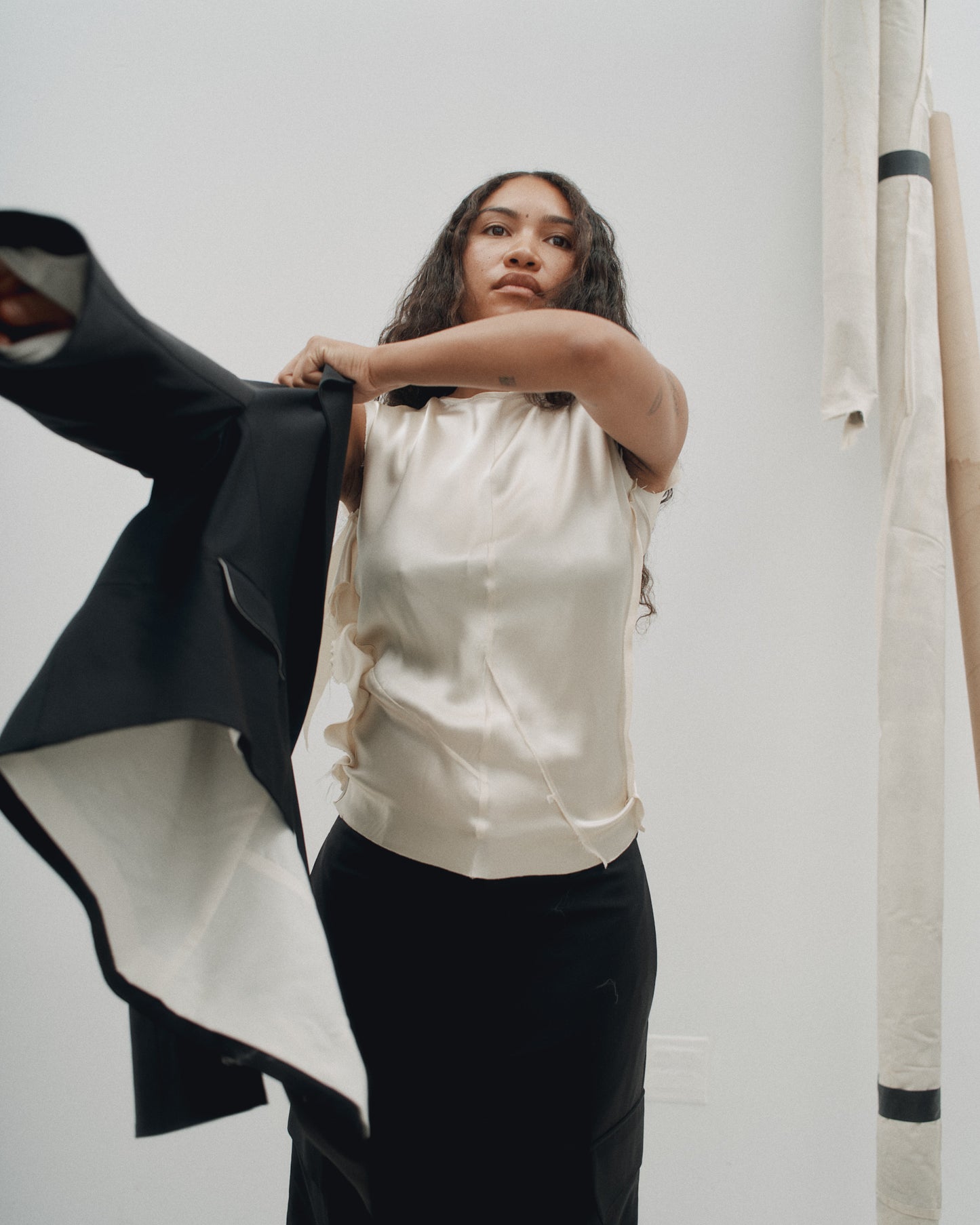 THE EVENING JACKET - BLACK