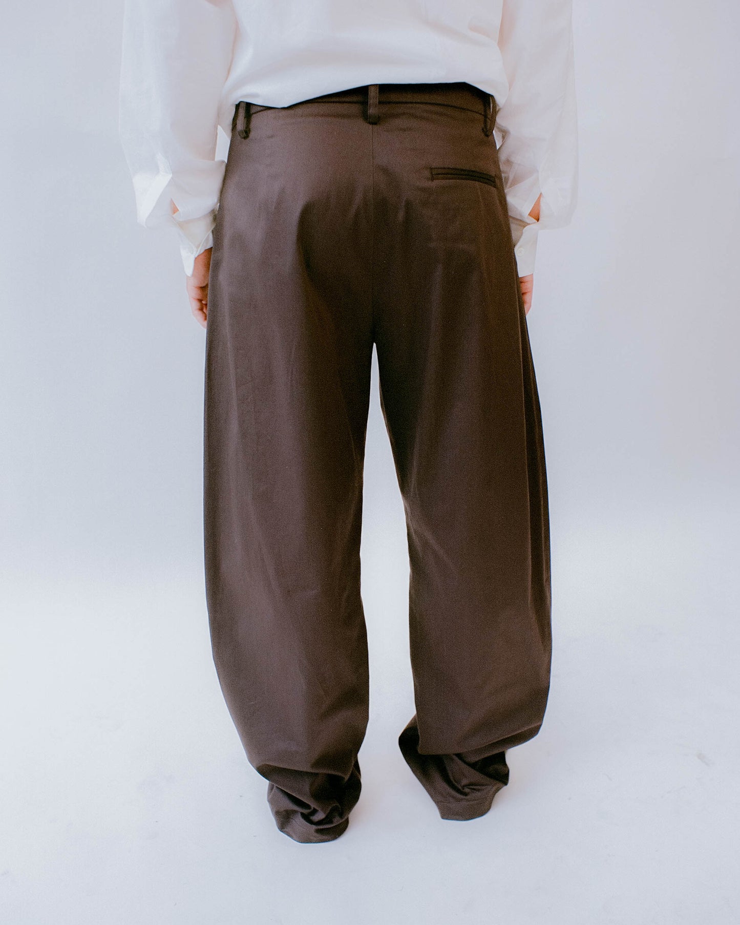 THE CURVE TROUSER - SATEEN