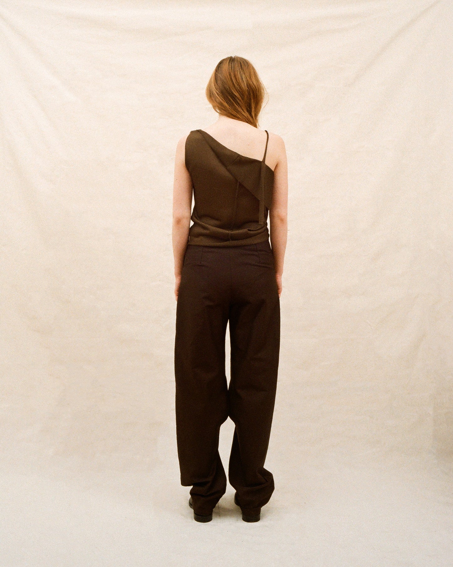 OPEN KNEE TROUSERS