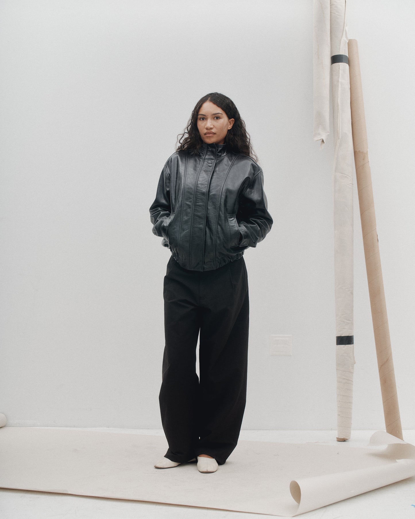 THE BOMBER JACKET - LEATHER