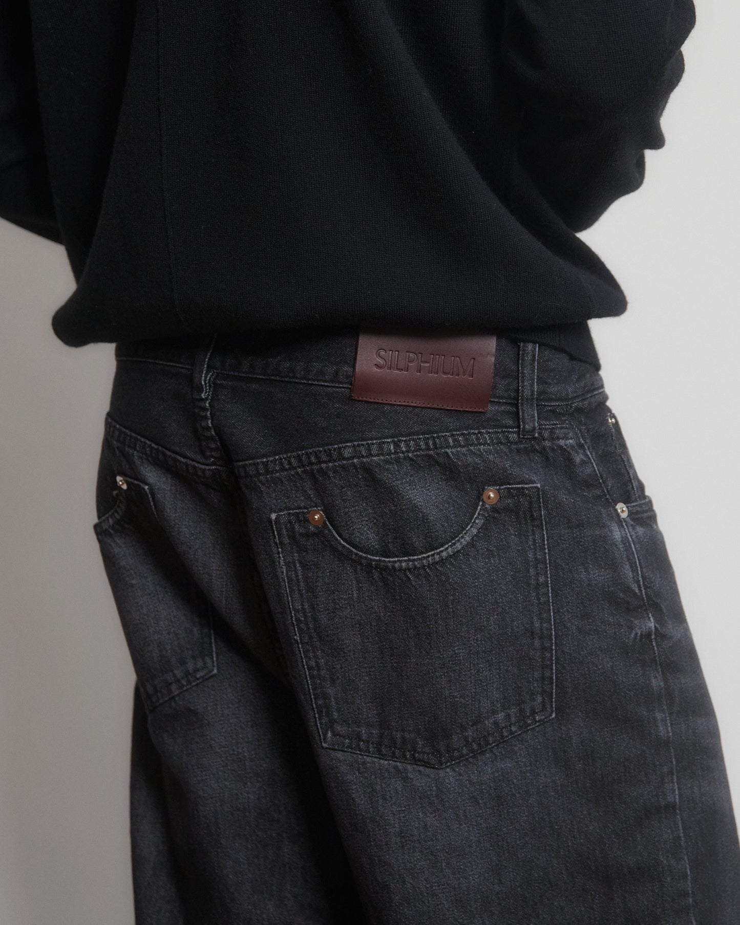 1947 DENIM - WASHED BLACK