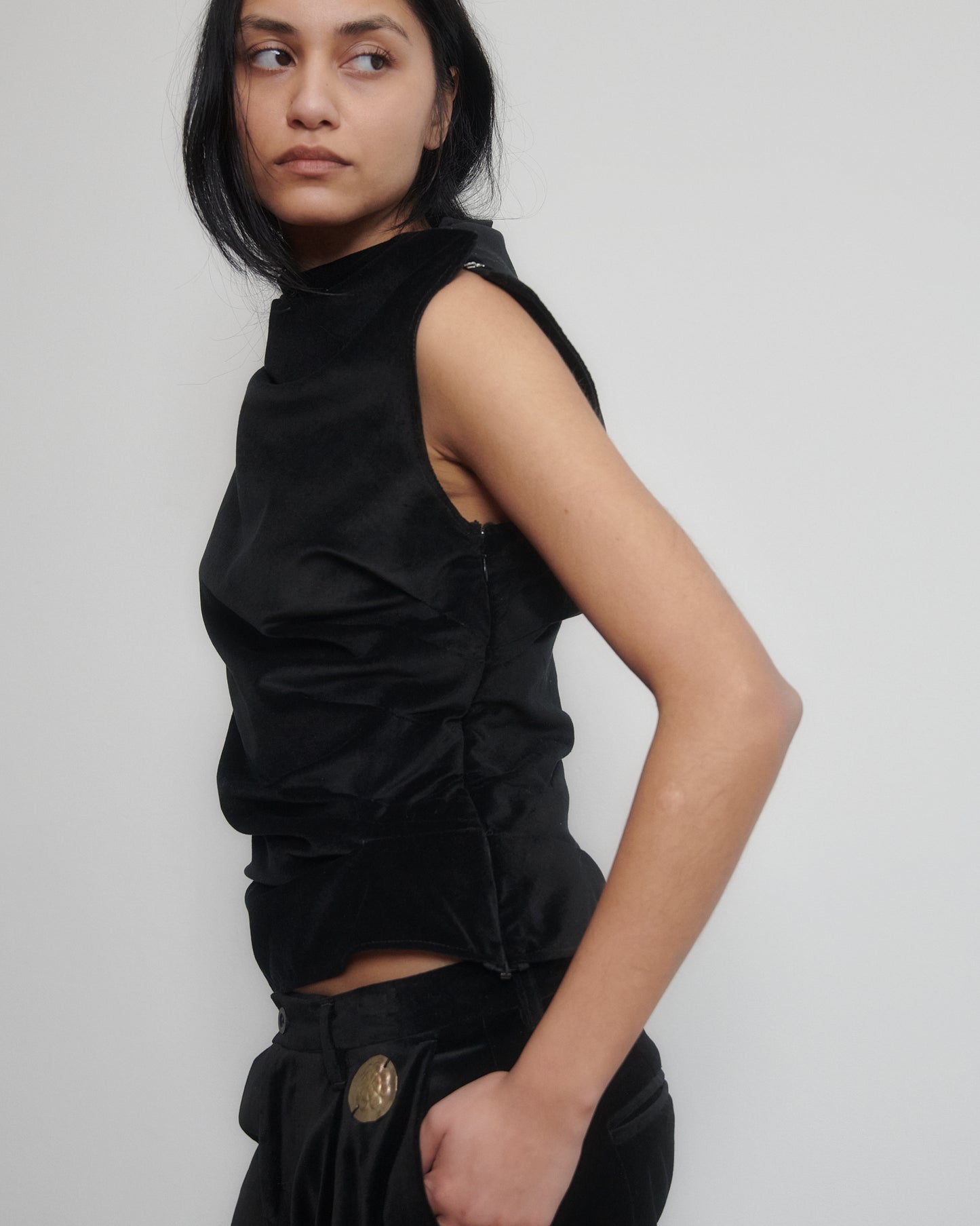 TWIST TOP - BLACK VELVET